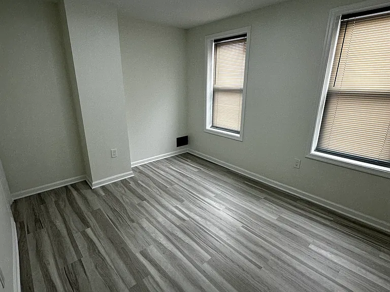 2711 Oakford St — Photo 16