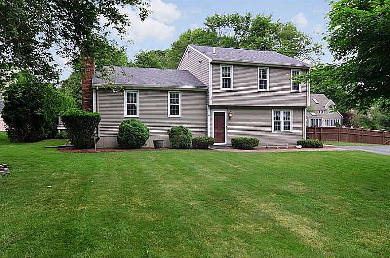 1st image of 65 Annawamscutt Dr