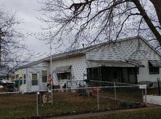 117 White St, Muscatine, IA 52761