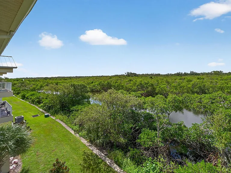 3266 Mangrove Point Dr — Photo 51