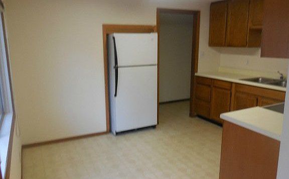 3rd image of 6147 East Blvd NE