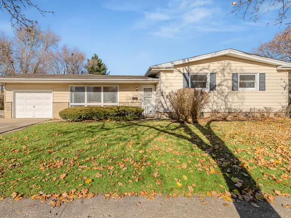 606 Edwards Ave, Dundee, IL 60118
