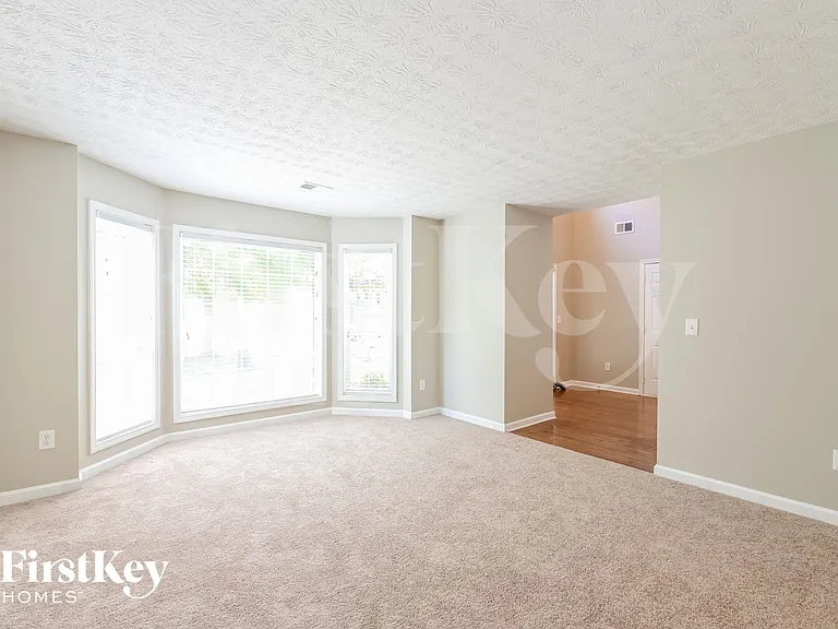 4285 Bradstone Trce NW — Photo 4
