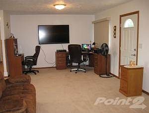 1716BridleDrLivingRoomView2