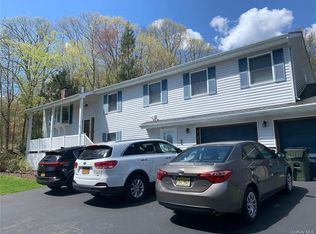 31 Bayberry Hill Rd, Mahopac, NY 10541