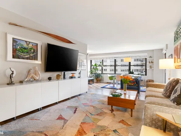 140 West End Avenue image 2 of 19