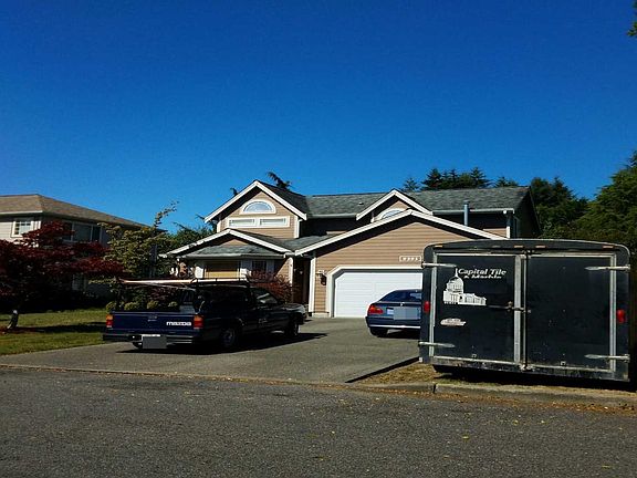 3rd image of 2821 Edinburgh Dr SE