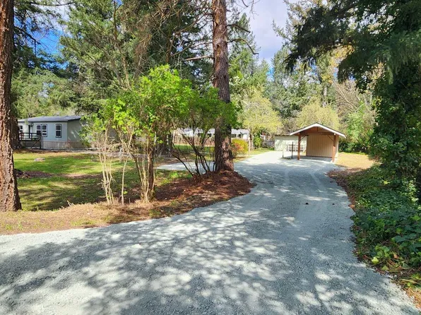 319 Gordon Way N, Grants Pass, OR 97527