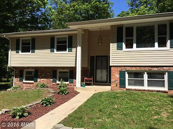 2nd image of 9313 Winkler Ln