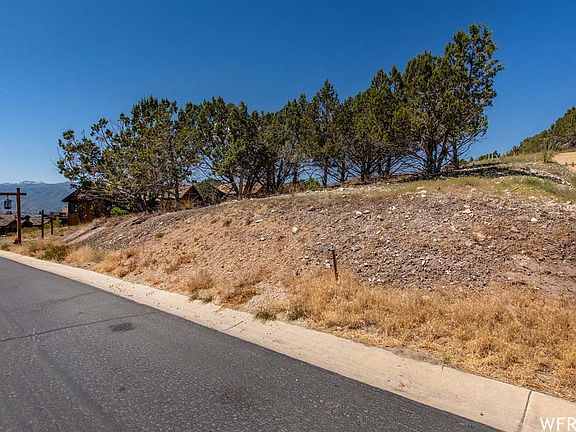 2nd image of 180 N Kings Peak Ct