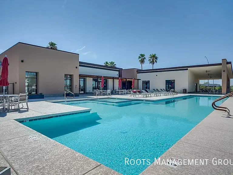 10540 E Apache Trl #414 — Photo 28