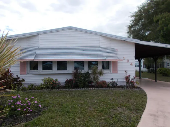 104 Fig Ct, Barefoot Bay, FL 32976