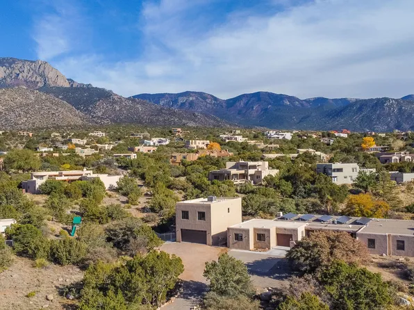 407 Live Oak Loop NE, Albuquerque, NM 87122