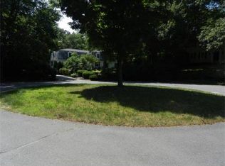 80 Lantern Ln, Cohasset, MA 02025