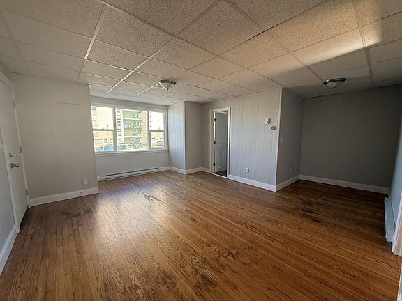 4th image of 79-87 Campbell St