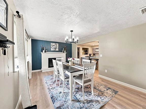 4th image of 610 Terrace Ave