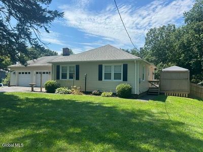 15 Chester Court, Troy, NY, 12182