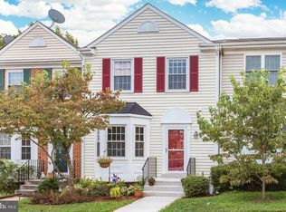3718 Broomsedge Ct, Fairfax, VA 22033