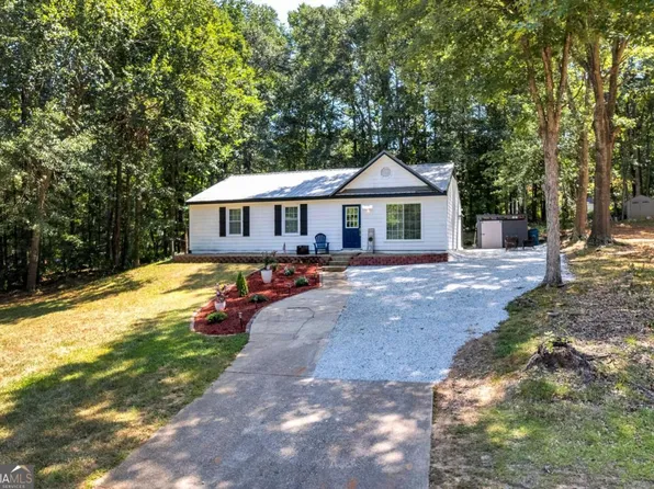 1316 Hickory Cir, Auburn, GA 30011