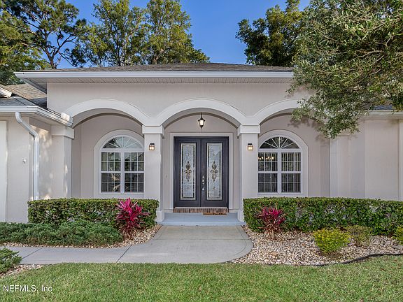 5th image of 3890 MEDITERRANEAN Court