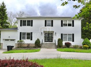 120 Pine Tree Rd, Monroe, NY 10950