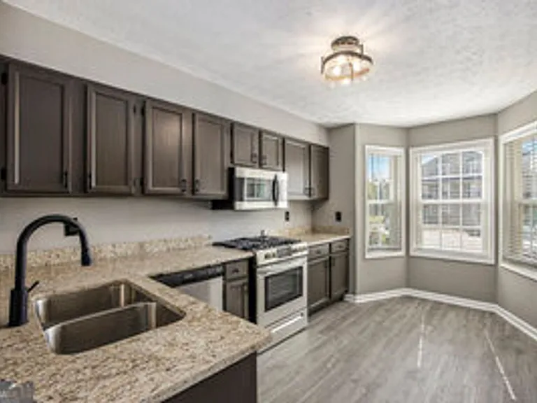 9432 Cypress Ln — Photo 13