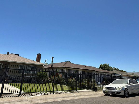3rd image of 7930 Verna Mae Ave