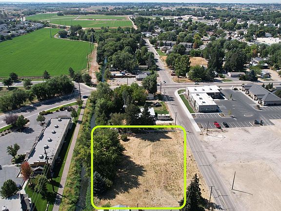 4th image of 424 Boise St