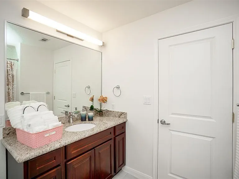 1207 Grand West Blvd #1H — Photo 21