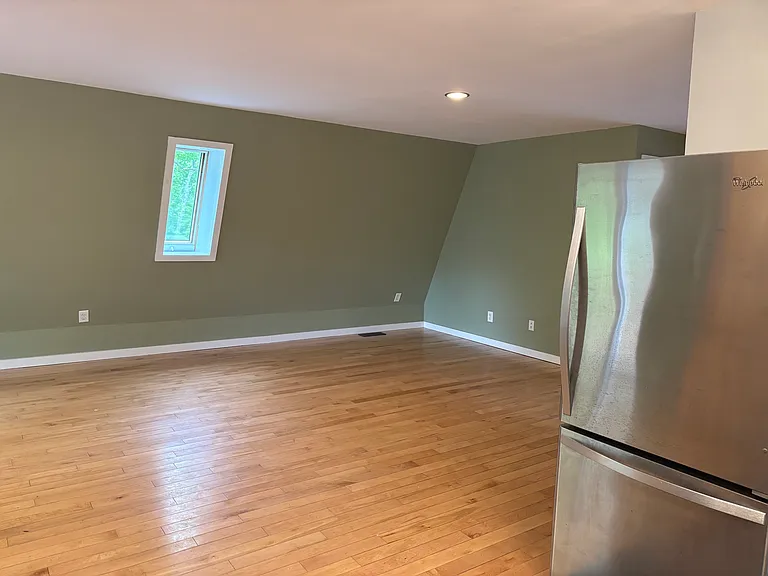 144 Alexander Ln — Photo 9