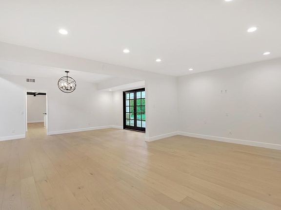 5th image of 23450 Park Hermosa