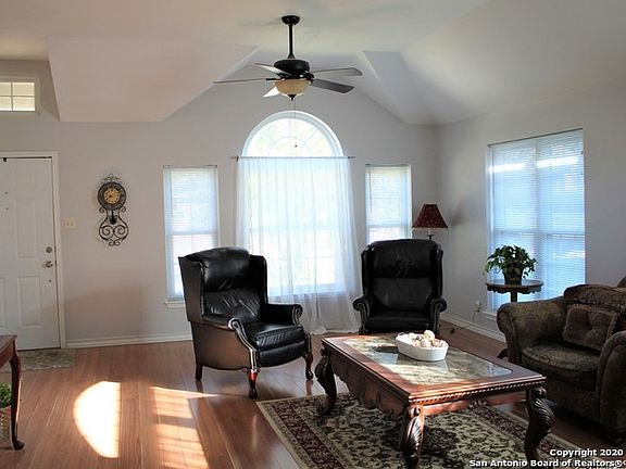 3rd image of 9730 Kelton Dr