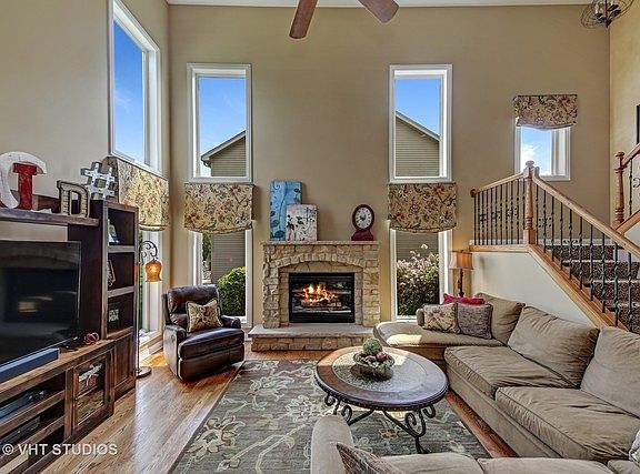 5th image of 26517 Silverleaf Dr