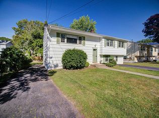 72 Hoffman St, West Haven, CT 06516
