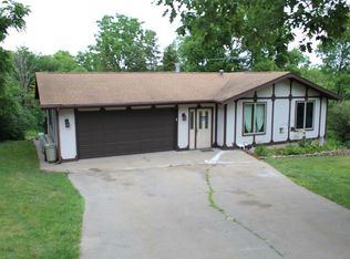 5 Ironwood Ln, Galena, IL 61036