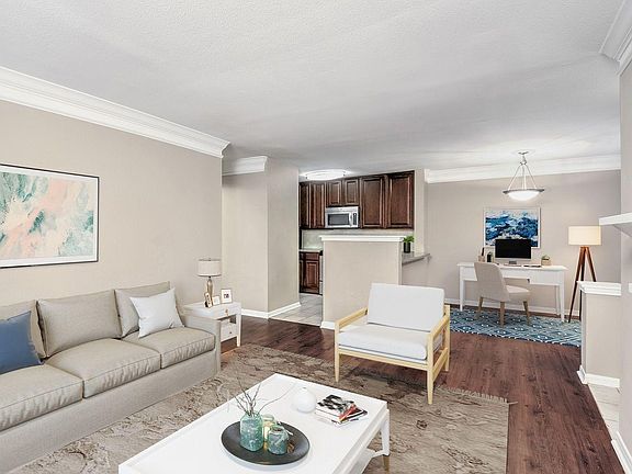 4th image of 16501 Redcliff Dr