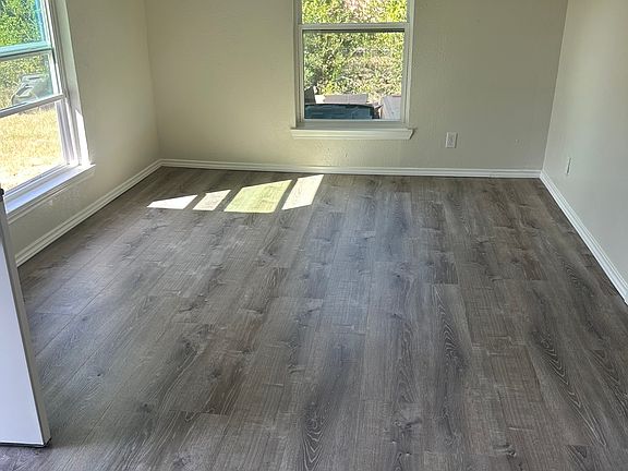 3rd image of 308 N Main St