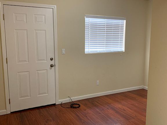 5th image of 39 Woodward St
