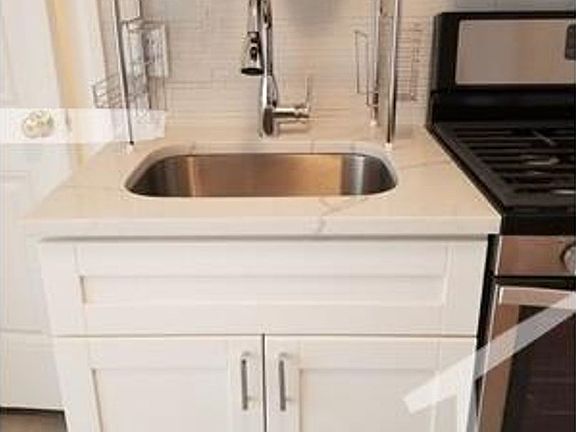 5th image of 4 Gardner St APT 6