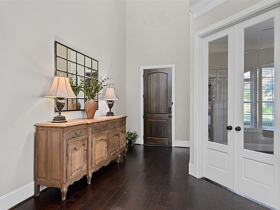 5th image of 10619 Grace Hollow Dr