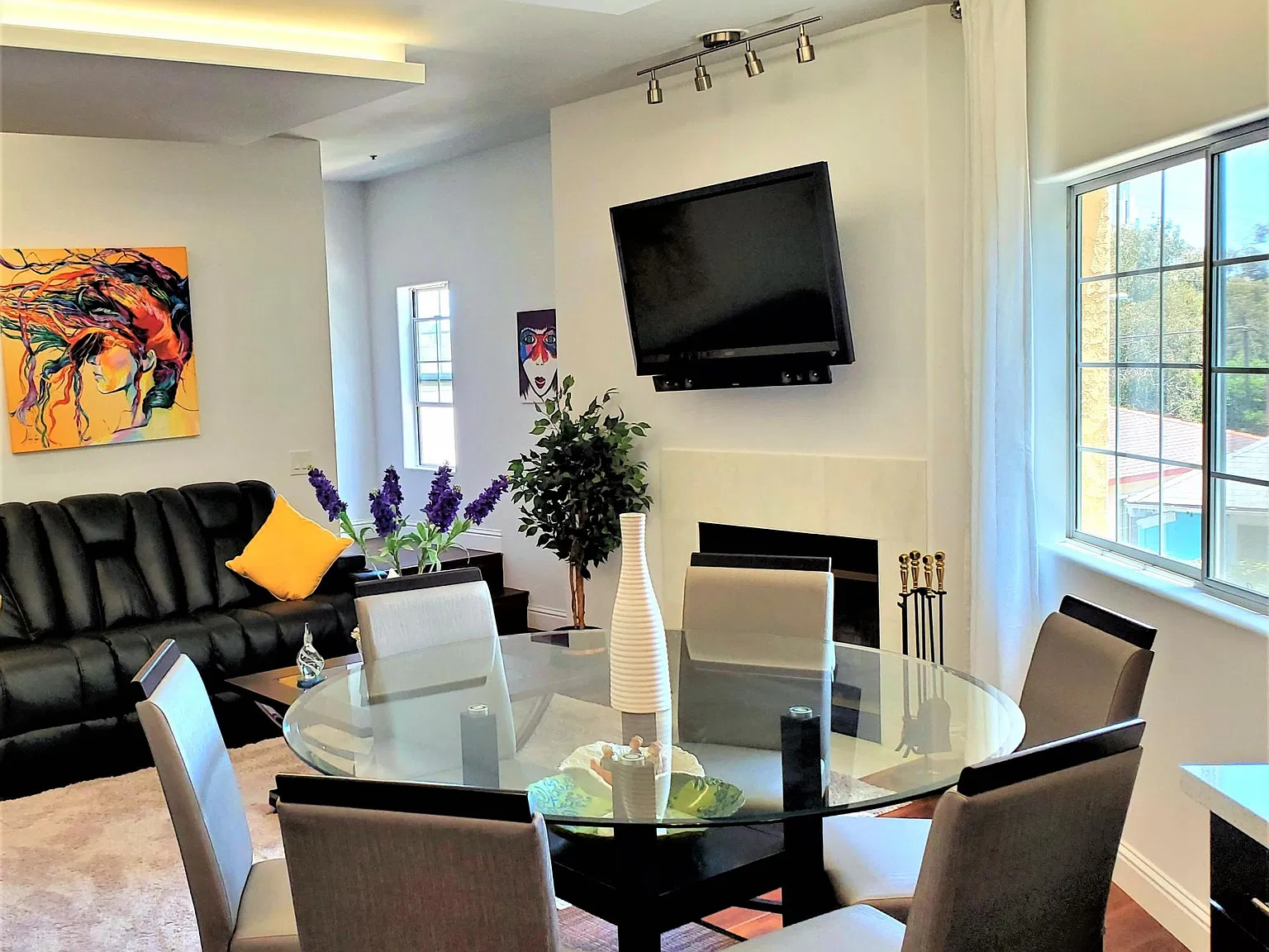 2 bed, 1178 sqft, $3,800 — Photo 2