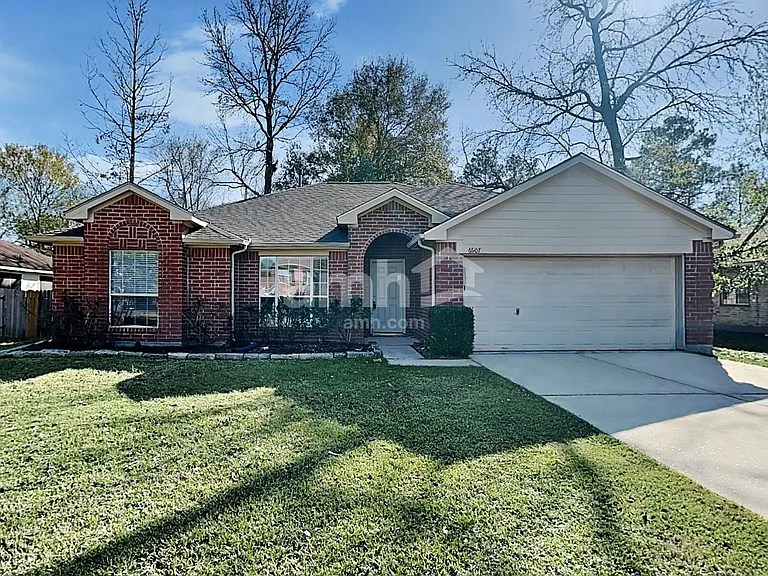 6907 Grant Dr — Photo 1