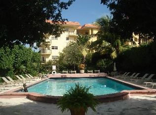 255 W 24th St APT 301, Miami Beach, FL 33140
