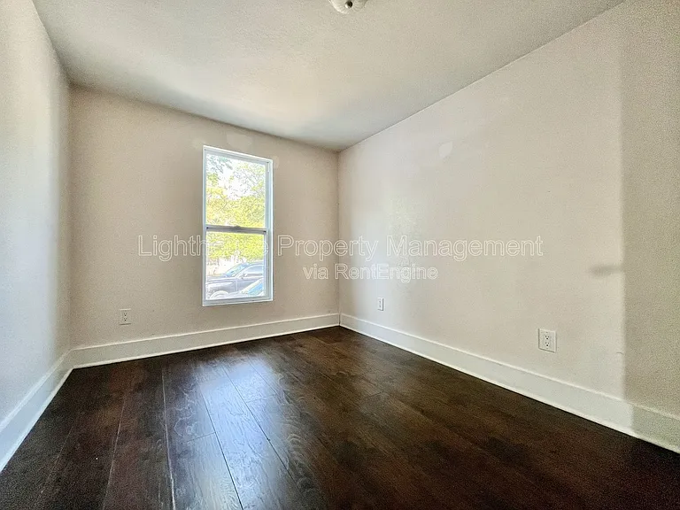 2825 Sanford St #2 — Photo 11