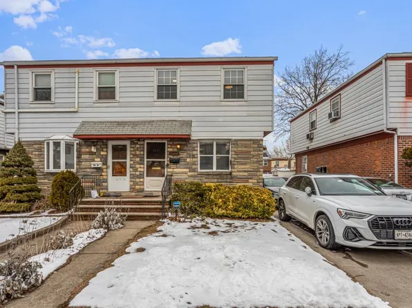 154-17 58 Road, Flushing, NY 11355
