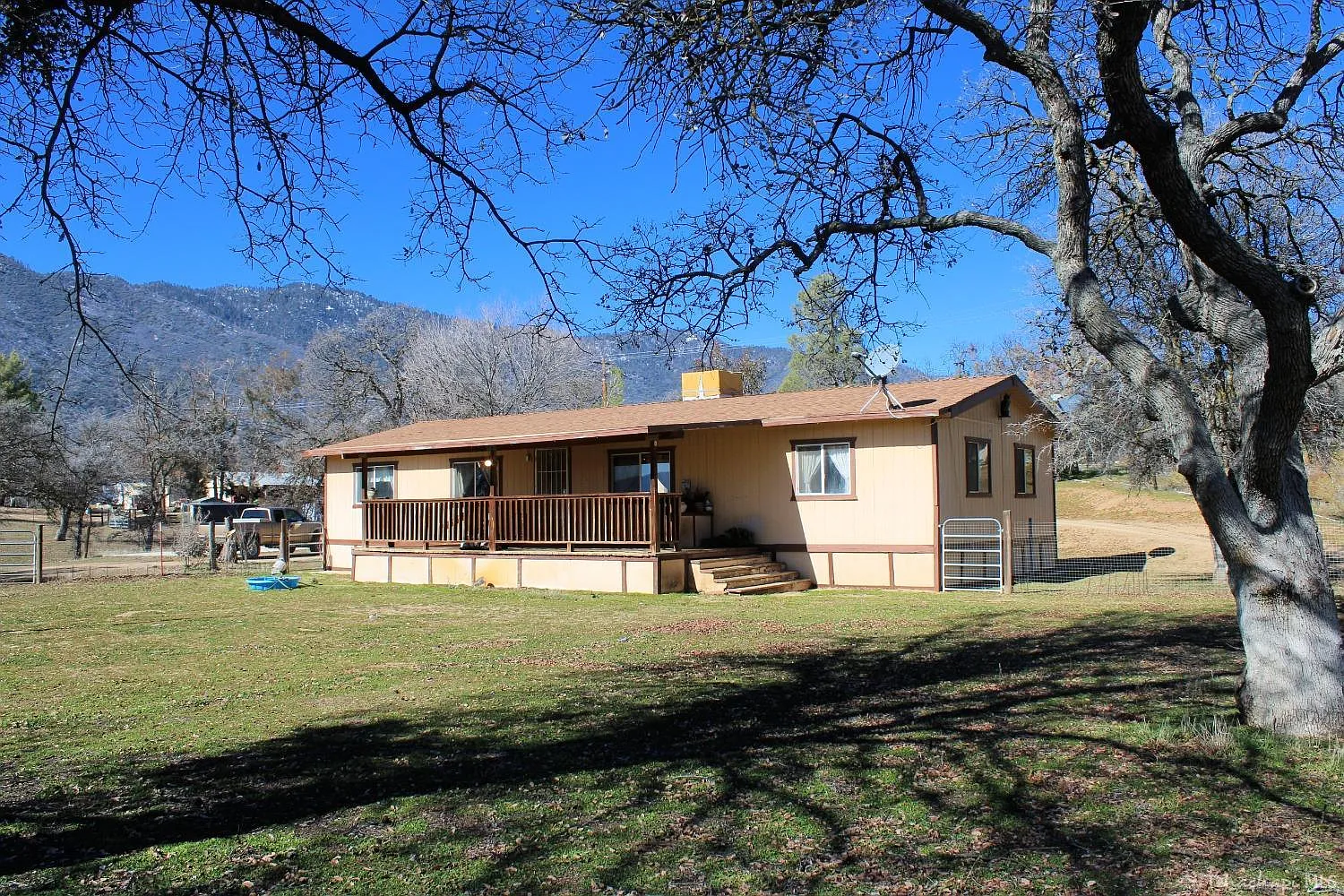 21831 Thompson Canyon Ave photo 1