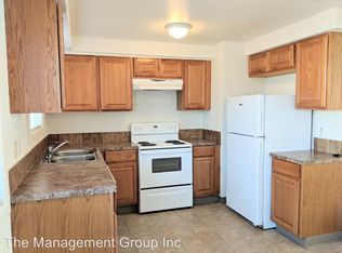 1712 Lewis River Rd APT B, Woodland, WA 98674