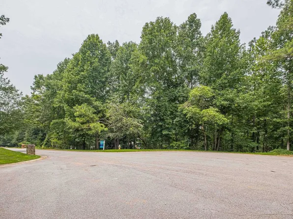 4831 Upper Berkshire Rd, Flowery Branch, GA 30542