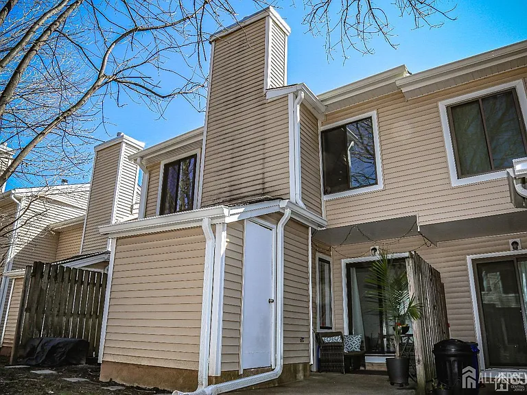 5805 Hana Rd — Photo 33