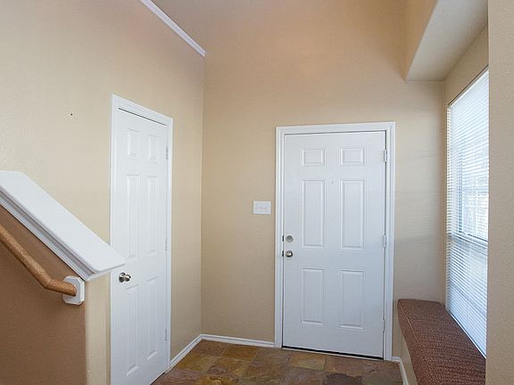 4th image of 3313 Orchid Trace Ln